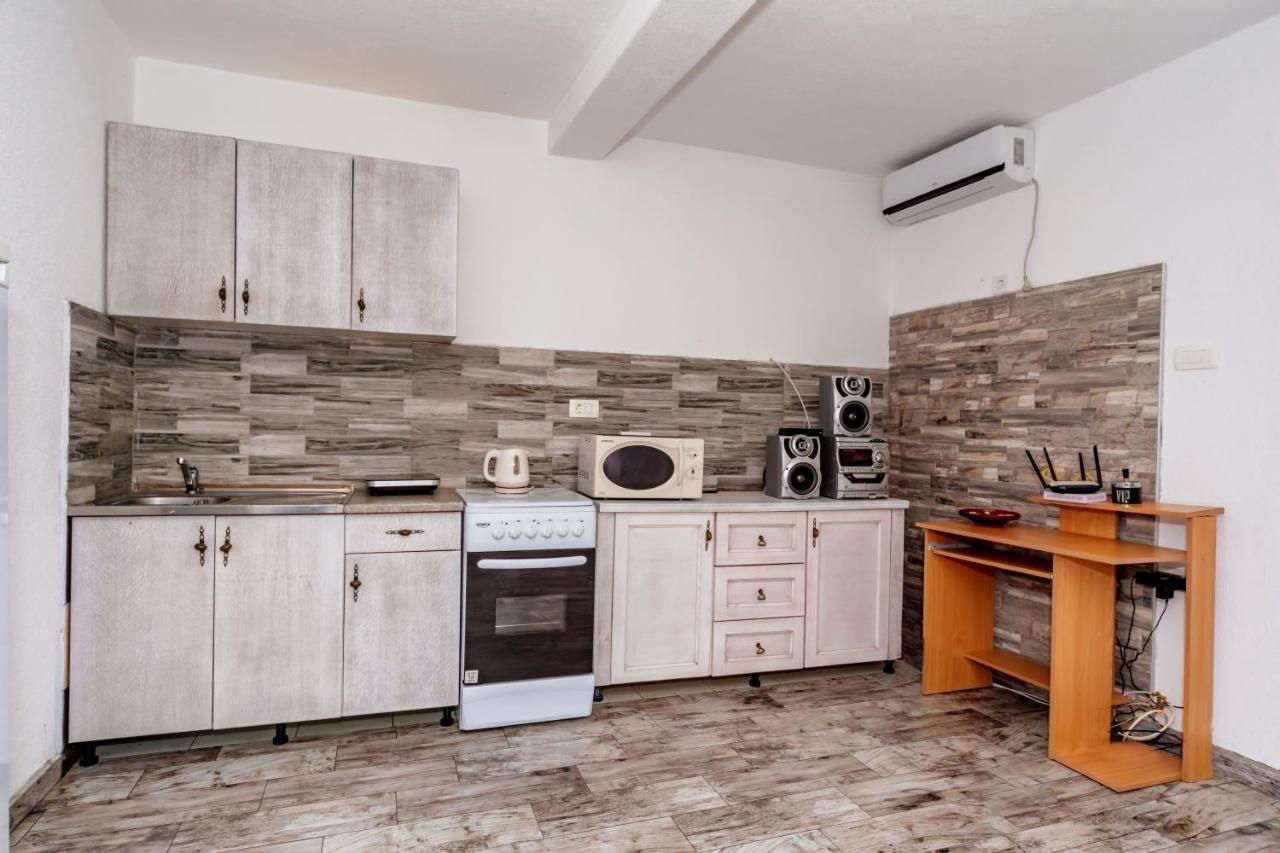 Appartement Lira Sutomore