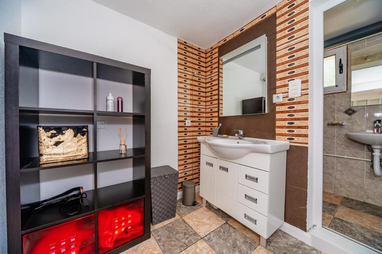 Appartement Lira *